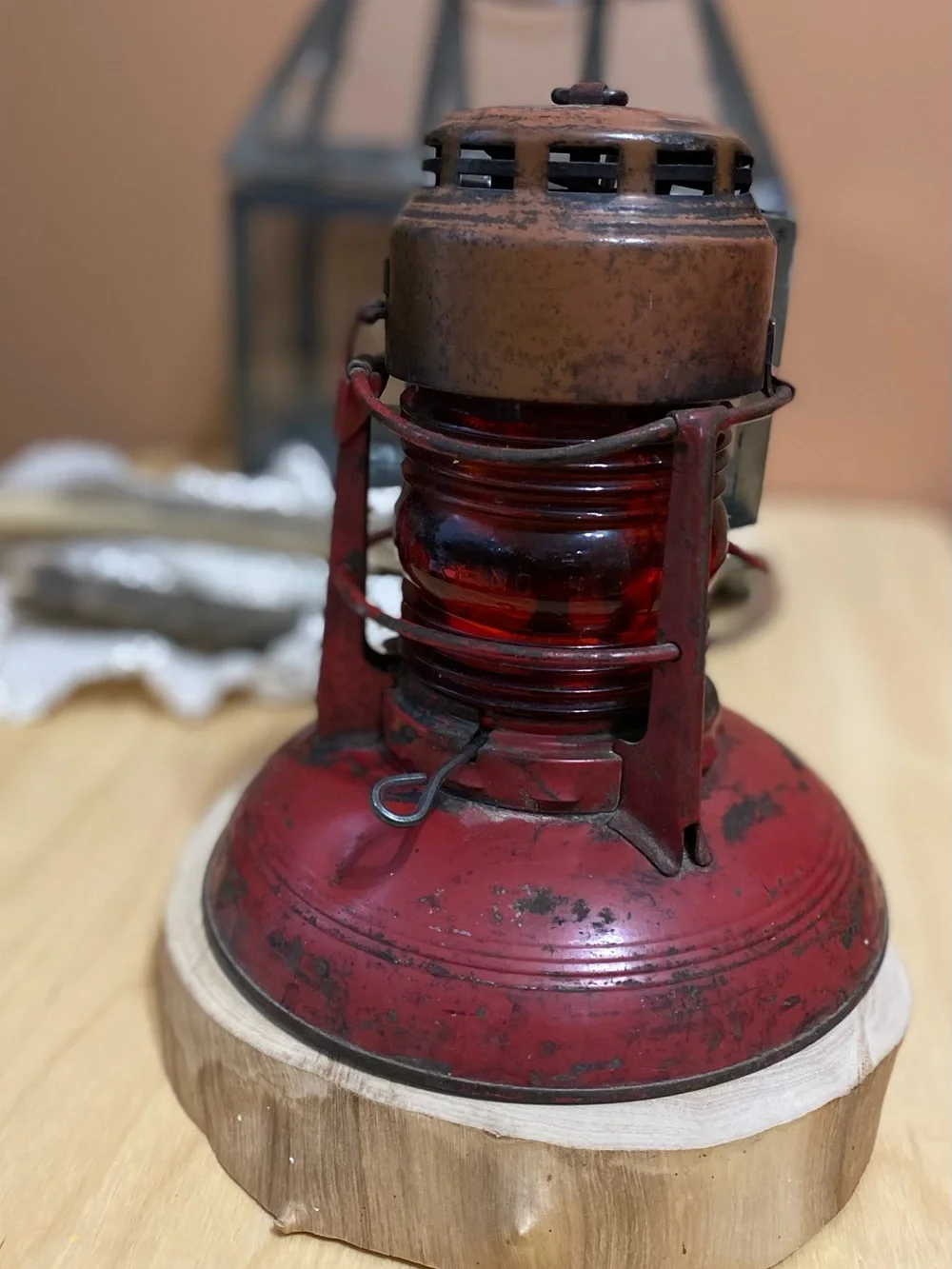 Dietz red lantern